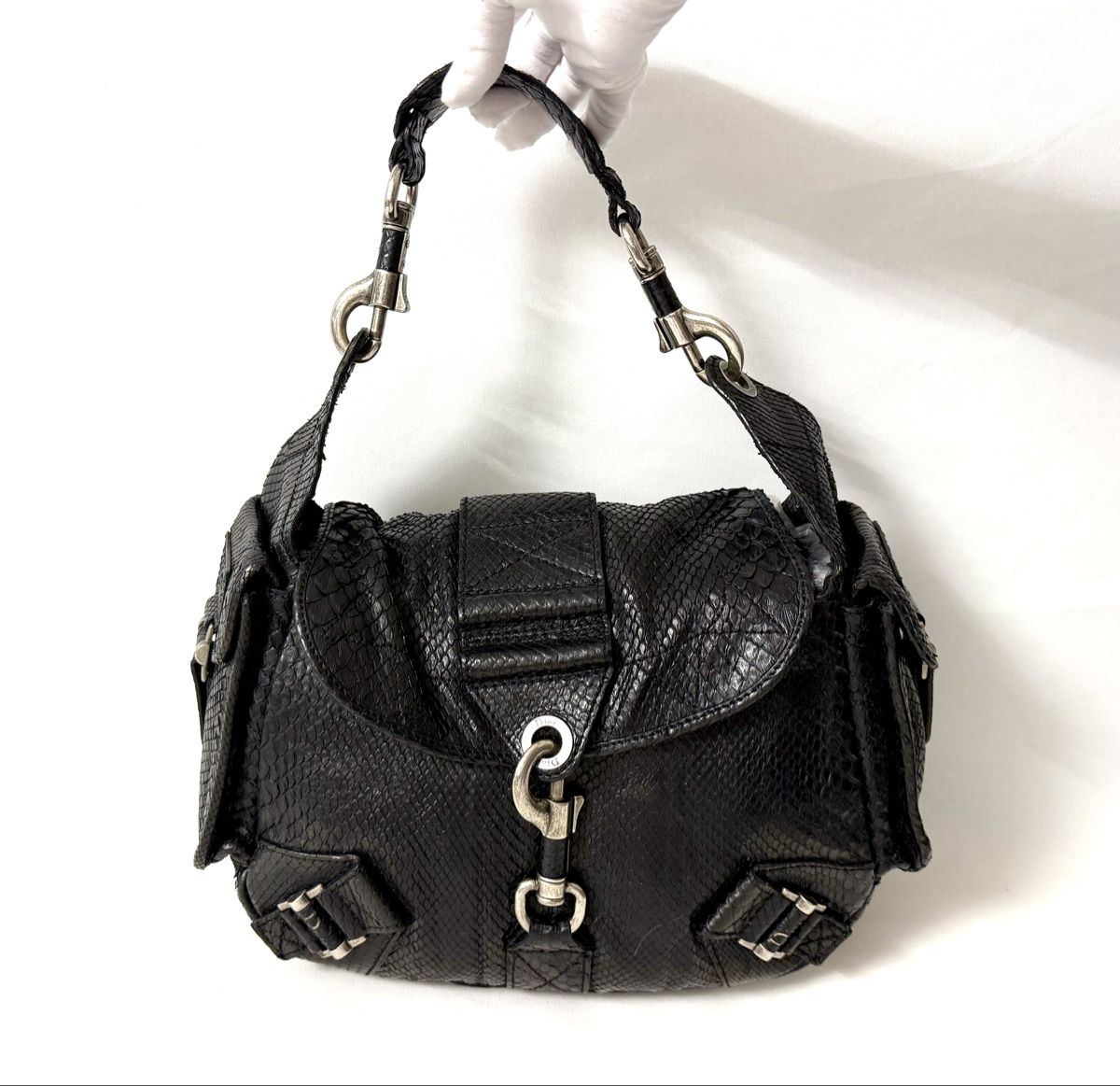 Dior Sacs femmes: Dior Handtasche Python Leder Schwarz - Top Zustand! – D'occasion à Zürich par Nazerali8002