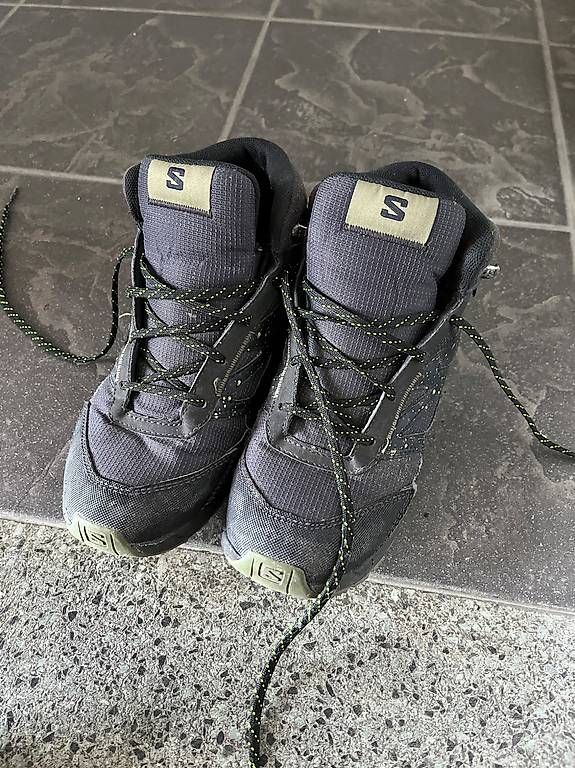 Scarpe da uomo: Wanderschuh Salomon Grösse 37 – Usato da Oberuzwil venduto da mirjam_chia