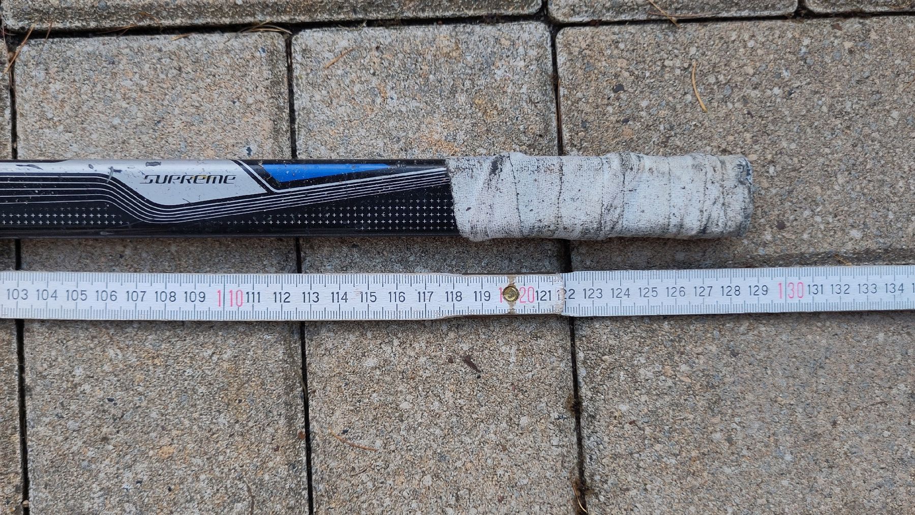 Bauer Stöcke & Schaufeln: BAUER Supreme One.5  Eishockeystock ca. 130 cm – Gebraucht aus Bassersdorf von Narvik2000 2