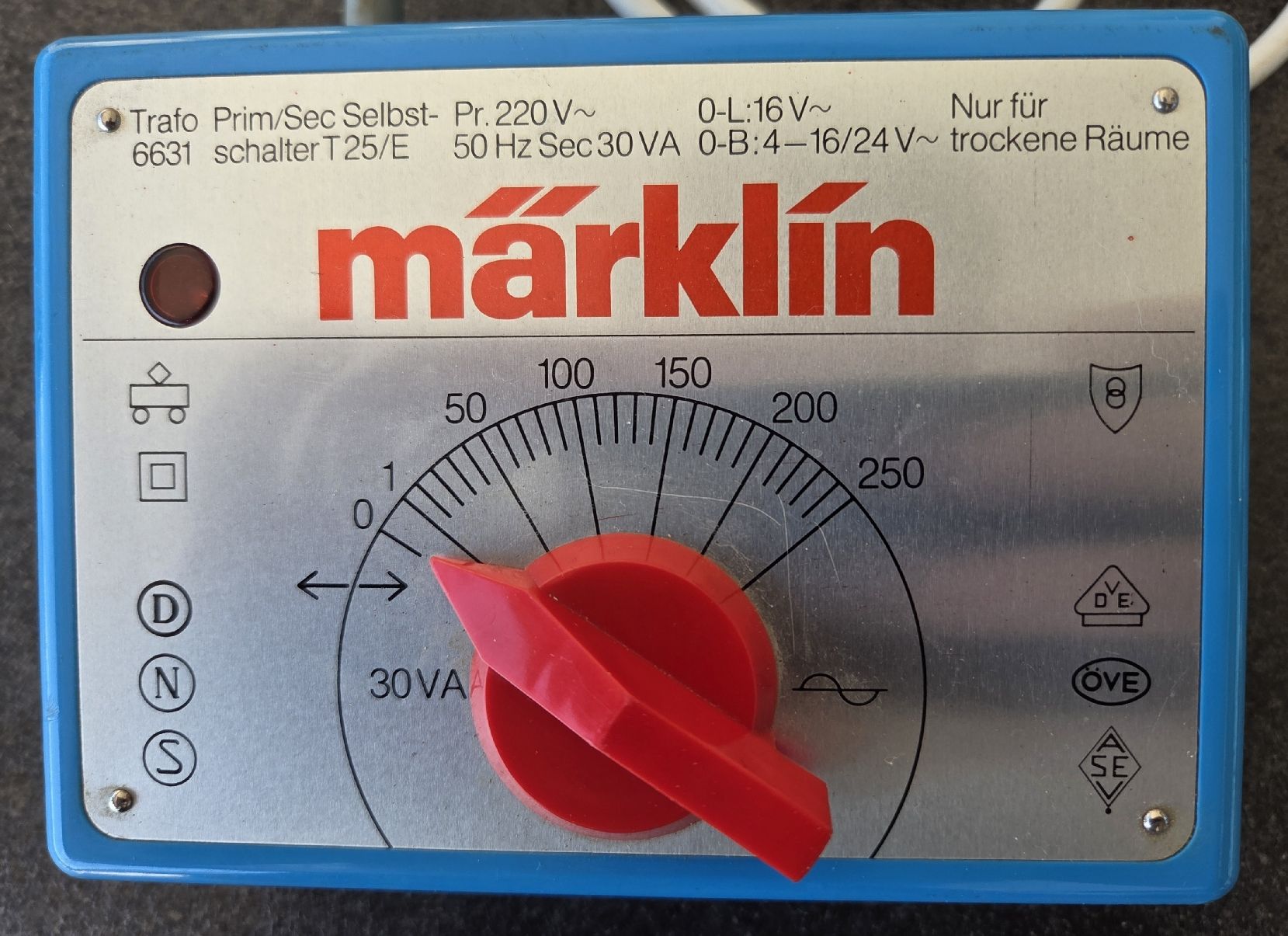 Märklin Modellini di ferrovie: Märklin Trafo Modelleisenbahn – Usato da Klingnau venduto da Groofty69 1