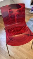 13 rote Acryl Stühle , neuwertig