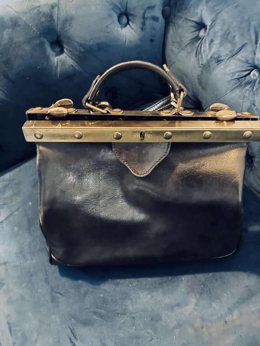 Borse da donna: Vintage Tasche Leder – Usato da Lausanne venduto da Sarawg