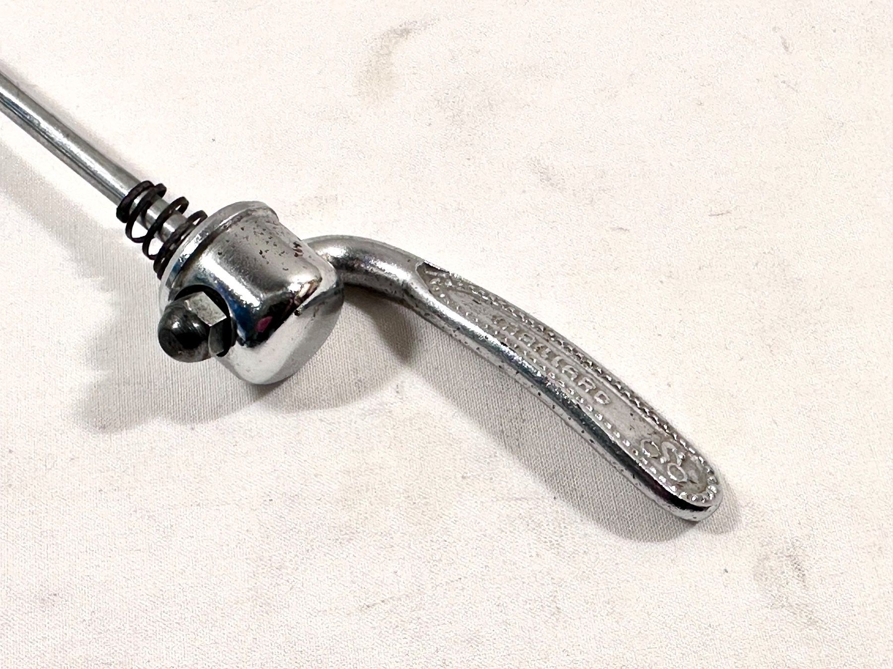 Ersatzteile: Maillard Vintage Schnellspanner HINTEN 91 Gramm – Gebraucht aus Luzern von bikeandbeltcom 1