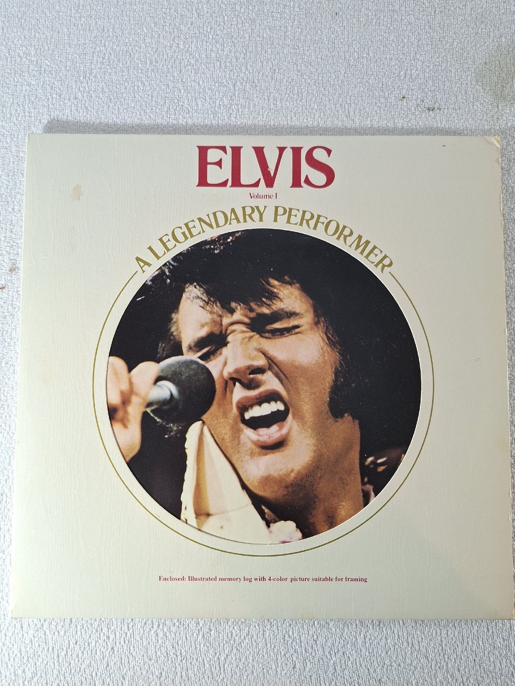 Dischi in vinile: 3 LP Elvis Presley – Usato da Grindelwald venduto da carro5 3