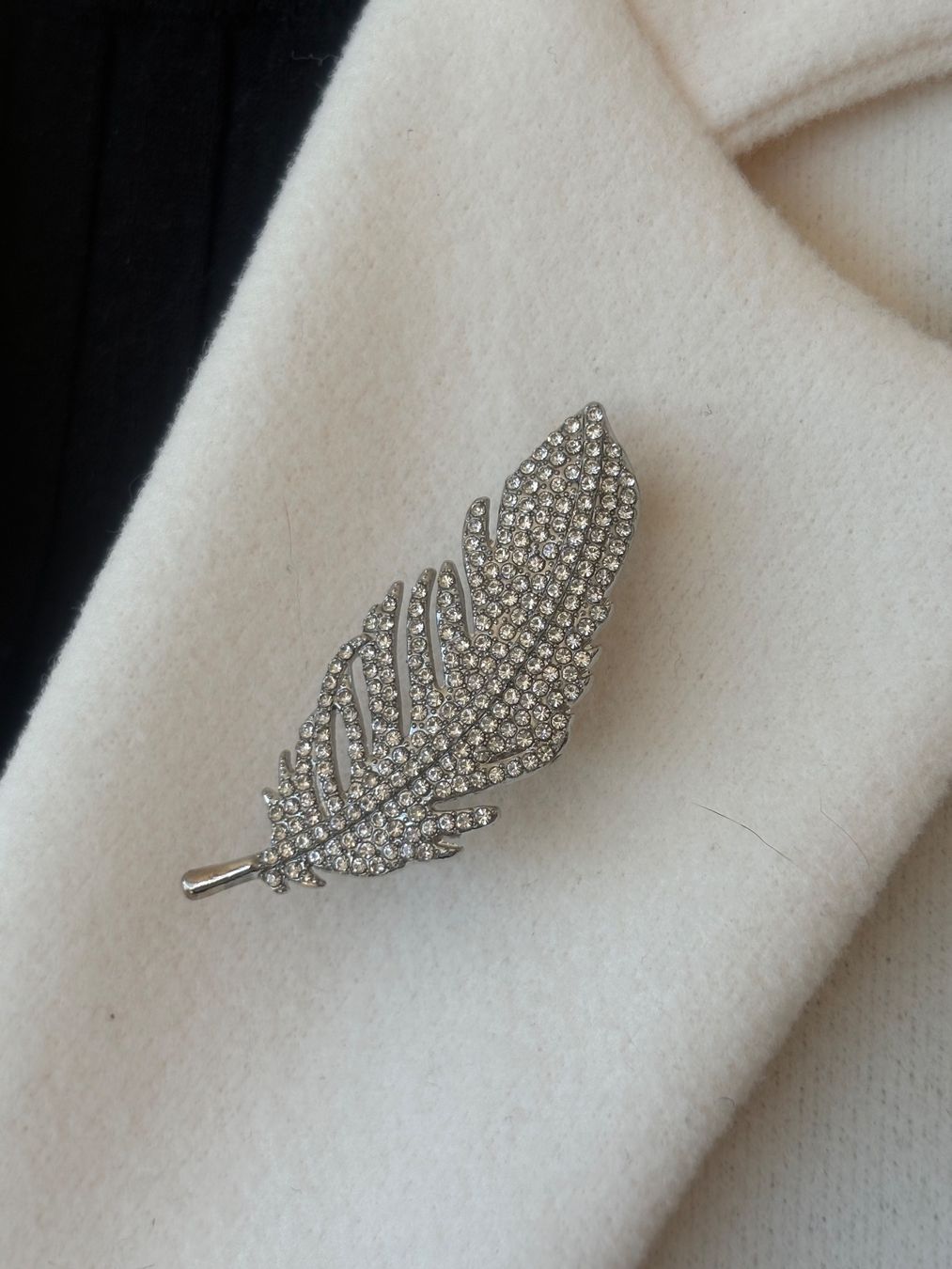 Spille & Fermagli: Luxus Elegante  Brosche Farbe: Silber – Nuovo (secondo la descrizione) da Biel-Bienne venduto da Roserosse13 1