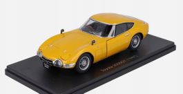 Toyota 2000 GT Coupé MF10 1967-1970 RHD dunkelgelb met. 1:24