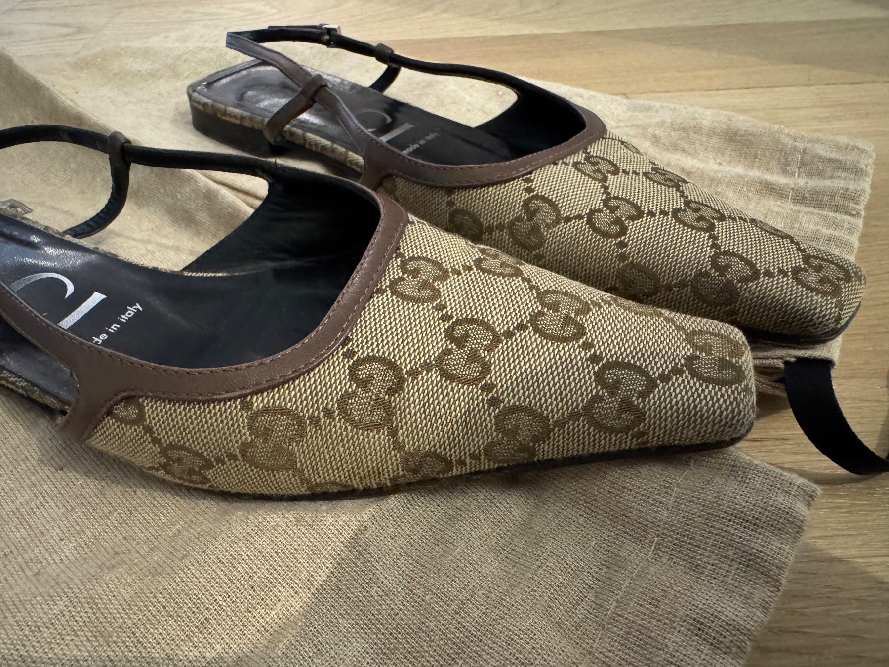 Gucci Damenschuhe: Gucci Slingback – Gebraucht aus Aarau von christinasarah 3