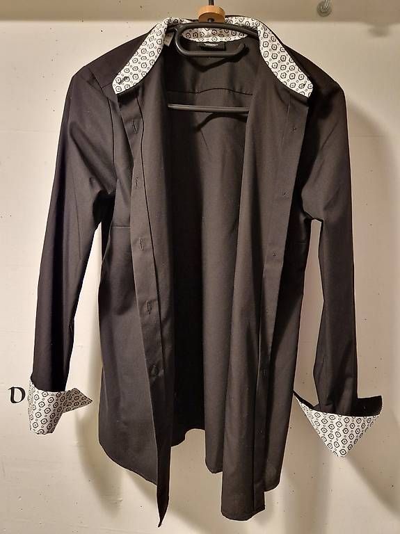 Camicette: Walbusch Bluse (Grösse 36) – Usato da Winterthur venduto da TOPM
