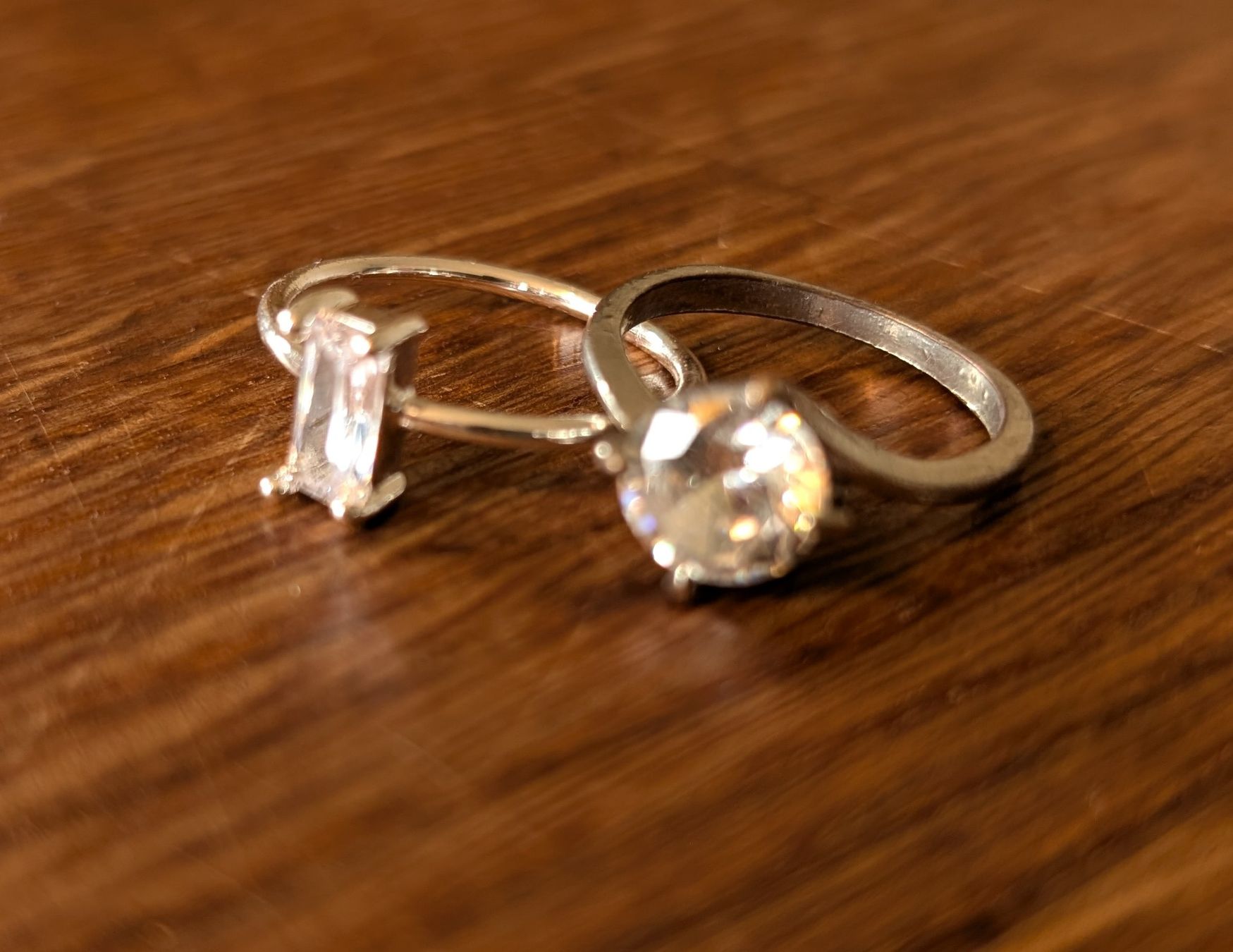 Ringe: 2 Silberringe Modeschmuck Solitaire – Gebraucht aus Bern von Zorro333 1
