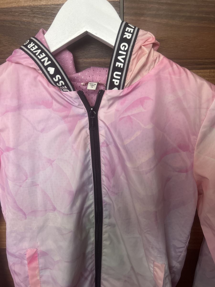 Guess Giacche & Cappotti: Guess leichte Übergangsjacke 152 – Nuovo (secondo la descrizione) da Maloja venduto da liv_5gzx 1