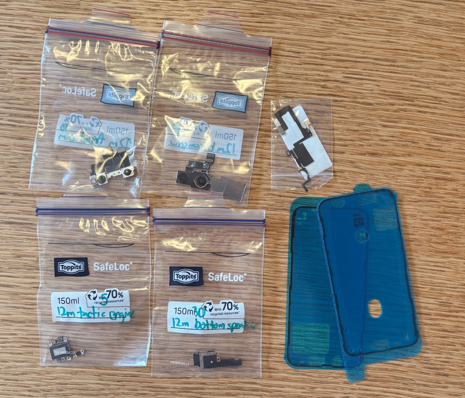 Apple Telefoni cellulari / Smartphones: iPhone 12 Mini Repair Bundle - Kameras, Speaker, Haptic etc – Nuovo (secondo la descrizione) da Zürich venduto da Sushinder