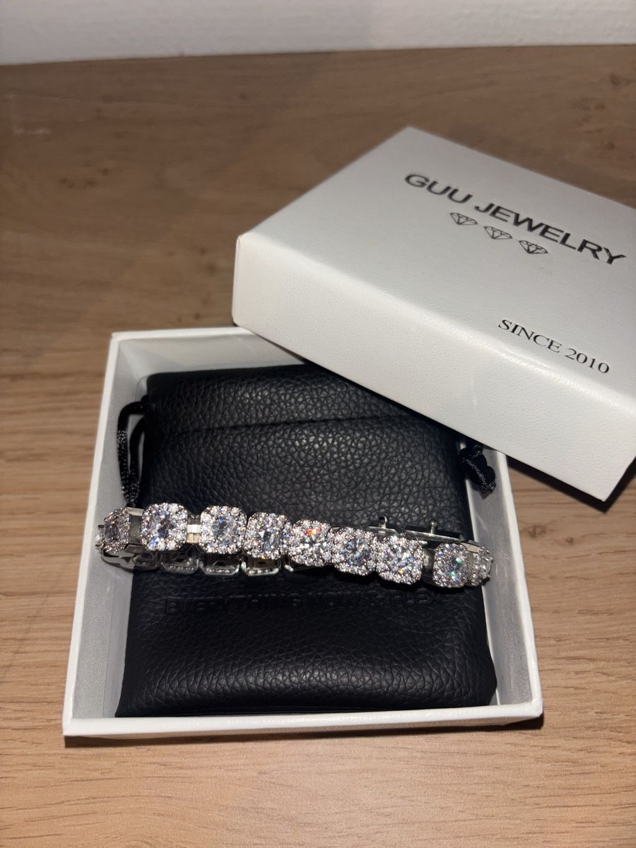 Bracciali & Braccialetti: Bracelet Argent Plaqué Or Blanc Neuf – Nuovo e nell'imballaggio originale da Chêne-Bougeries venduto da sor_9rzp