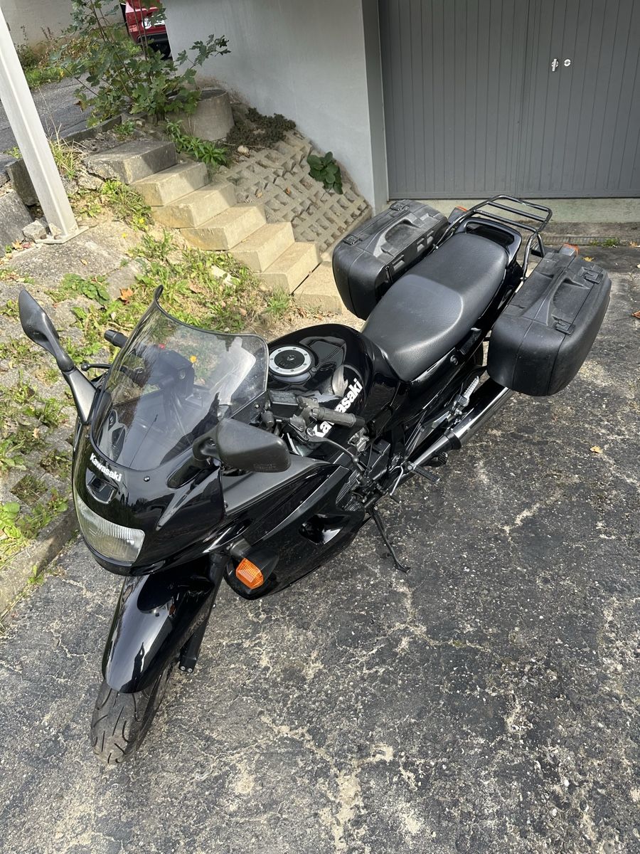 Kawasaki Touring: Kawasaki GPZ 1100 – Usato da Gelterkinden venduto da catalina16 3