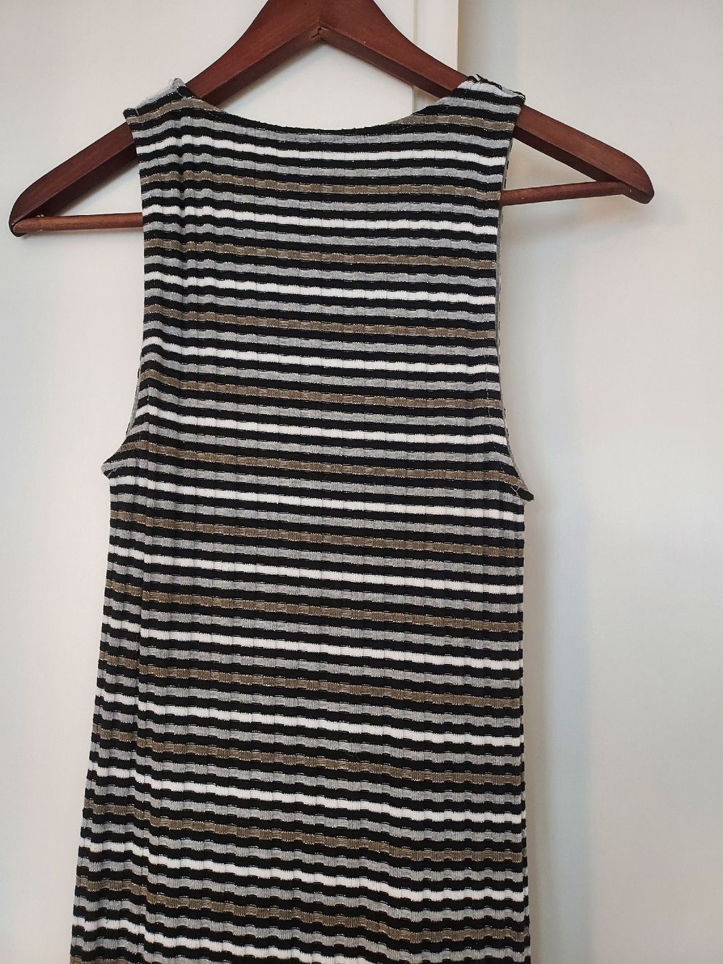 Stradivarius Vestiti: Robe Stradivarius rayée, taille M - Chic et confortable! – Usato da Lausanne venduto da Kitty_Friperie 3