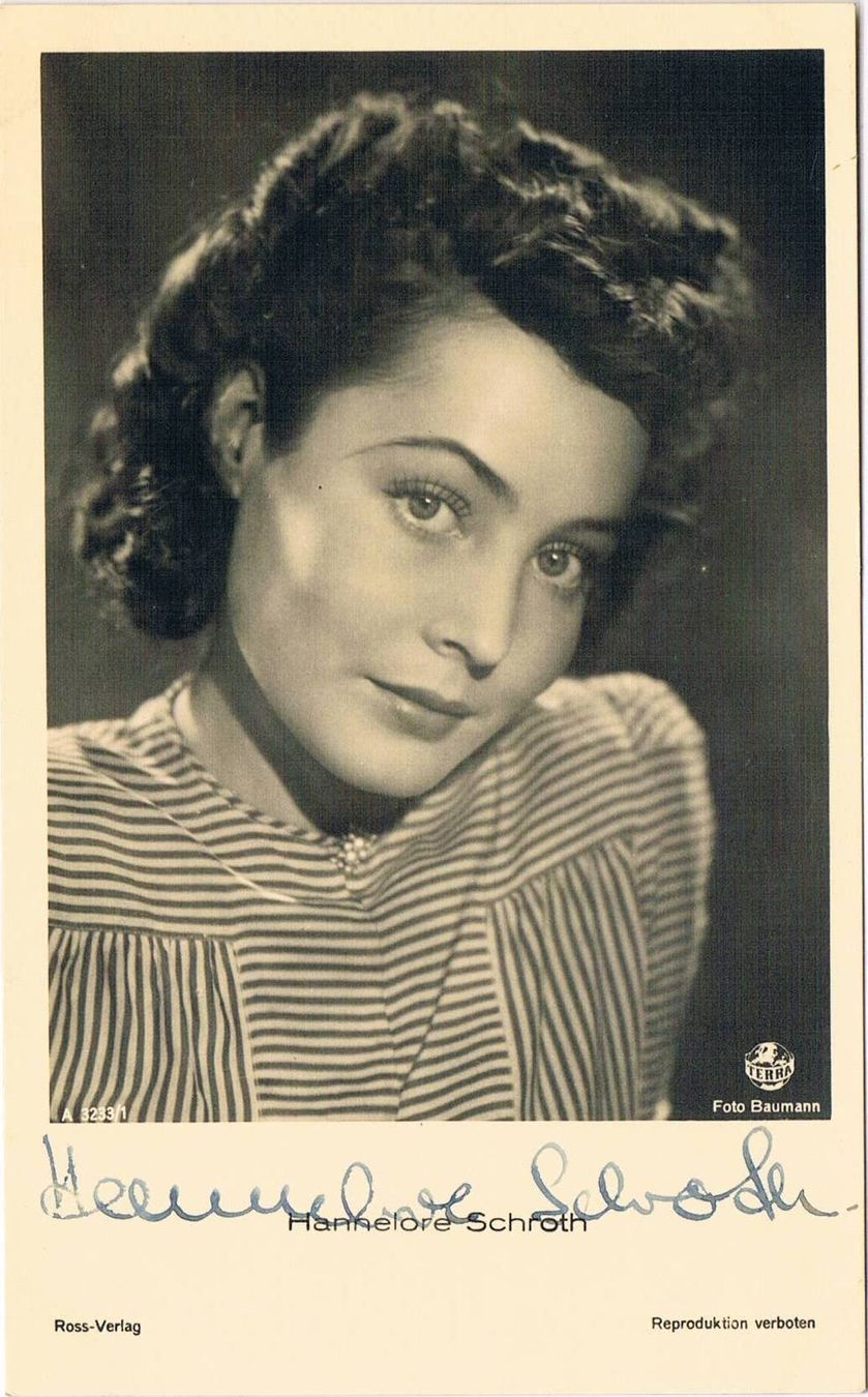 Autogramme: Hannelore Schroth 1922-87 Autogramm Vintage Foto 9x14cm – Gebraucht aus Bischofszell von Gottselig