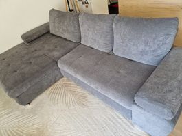 Canapé d’angle convertible avec rangements– Très bon état