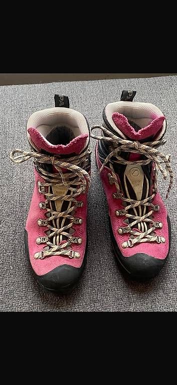 Scarpa Damenschuhe: Scarpa Wanderschuhe Modell Mont Blanc Lite GTX – Gebraucht aus Hausen am Albis von CinziaR 1