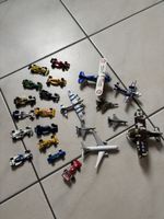 Petites voitures ,avions métal