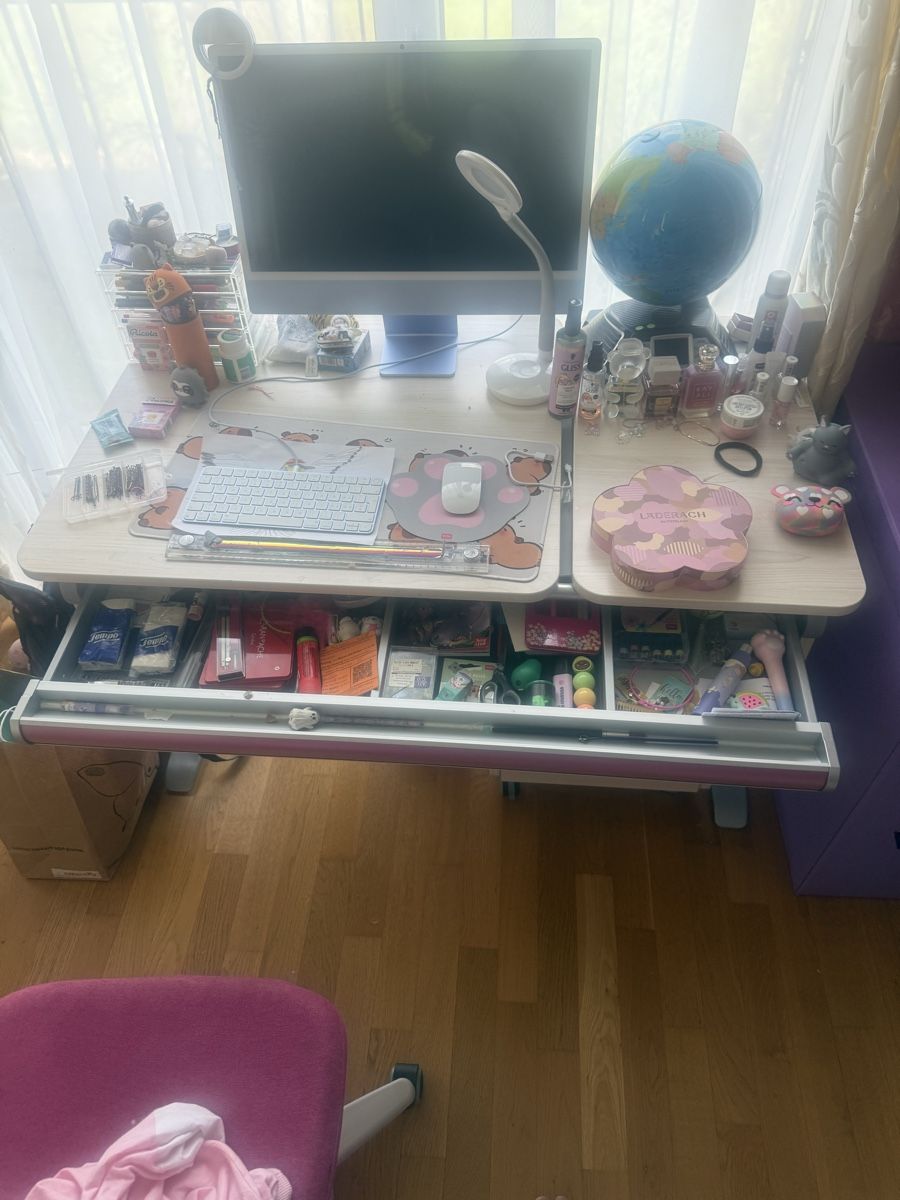 Moll Schreibtische: Moll Schreibtisch + Rollcontainer mit Sitzkissen – Gebraucht aus Hagendorn von bara88
