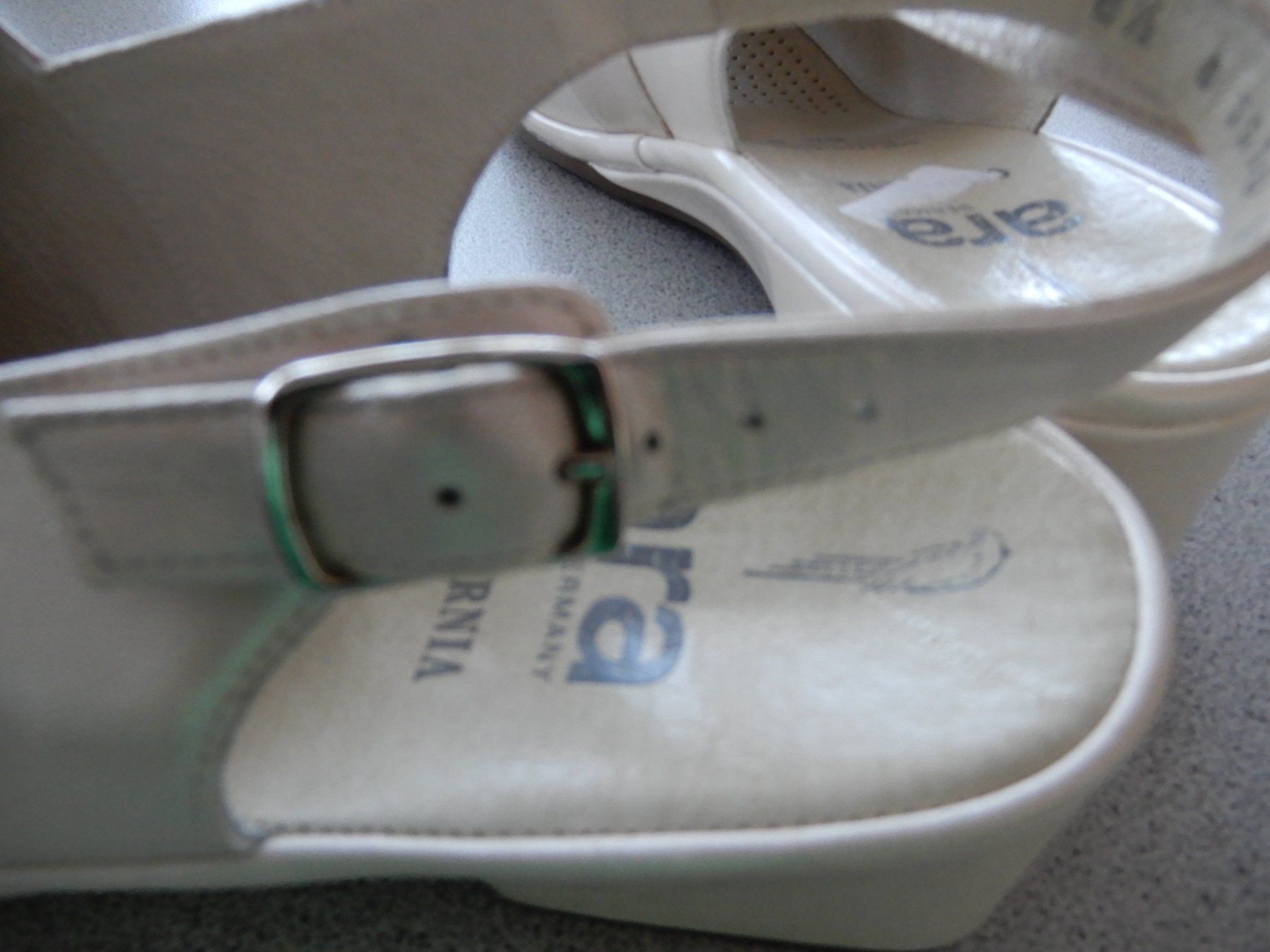 Ara Damenschuhe: ARA Damen-Pumps, beige 6 1/2, Luftpolster – Neu (gemäss Beschreibung) aus Burgdorf von Liss 6