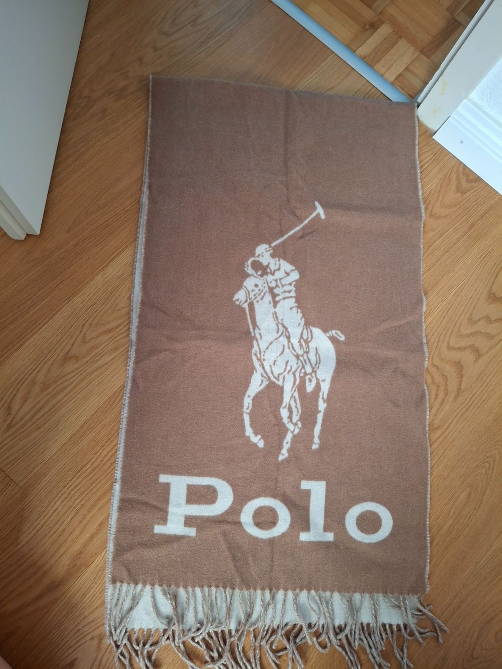 Foulards & écharpes: Ralph lauren schal – Neuf (Voir description) à Oberhofen am Thunersee par katka99
