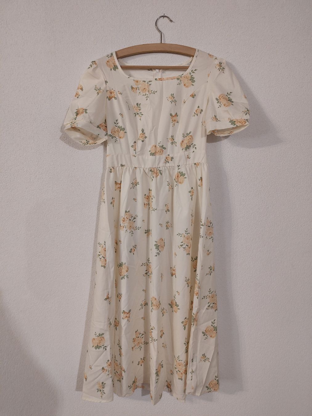 Vestiti: Vintage Blumenkleid, Grösse S – Usato da Lenzburg venduto da veloev 2