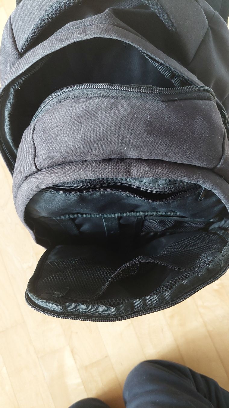 Satch Rucksäcke: Satch Schulrucksack schwarz ergonomisch gebraucht – Gebraucht aus Zürich von nin_8tfv 4