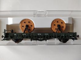 Niederbordwagen der DB mit Kabeltrommeln von Fleischmann H0