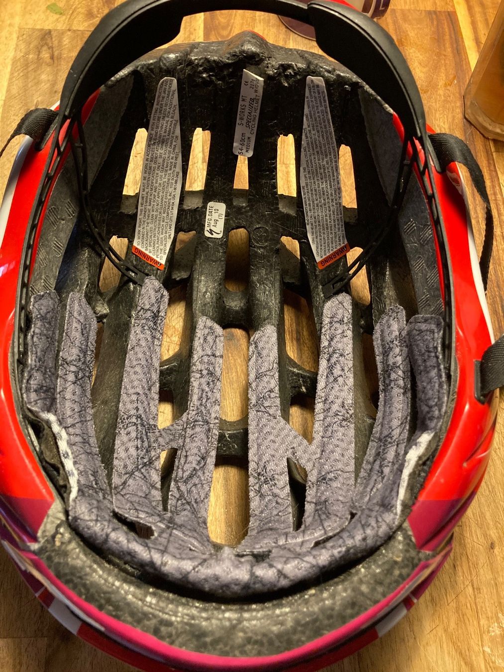 Specialized Caschi: Velohelm - Specialized – Usato da Wichtrach venduto da Queensparkunite 1
