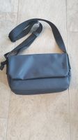 Zwei Umhängetasche CARGO CA60, blau metallic