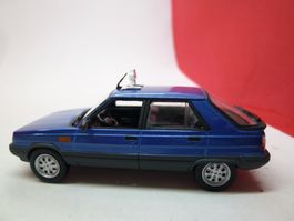Renault 11  = schwierig zu finden - Taxi aus J.Bond !!!