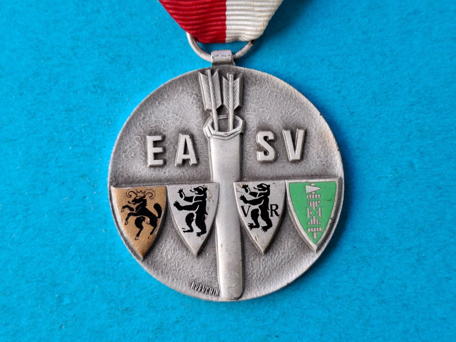 Medaglie: Armbrust EASV 1959 (N730) – Usato da Schwanden GL venduto da Suvorov