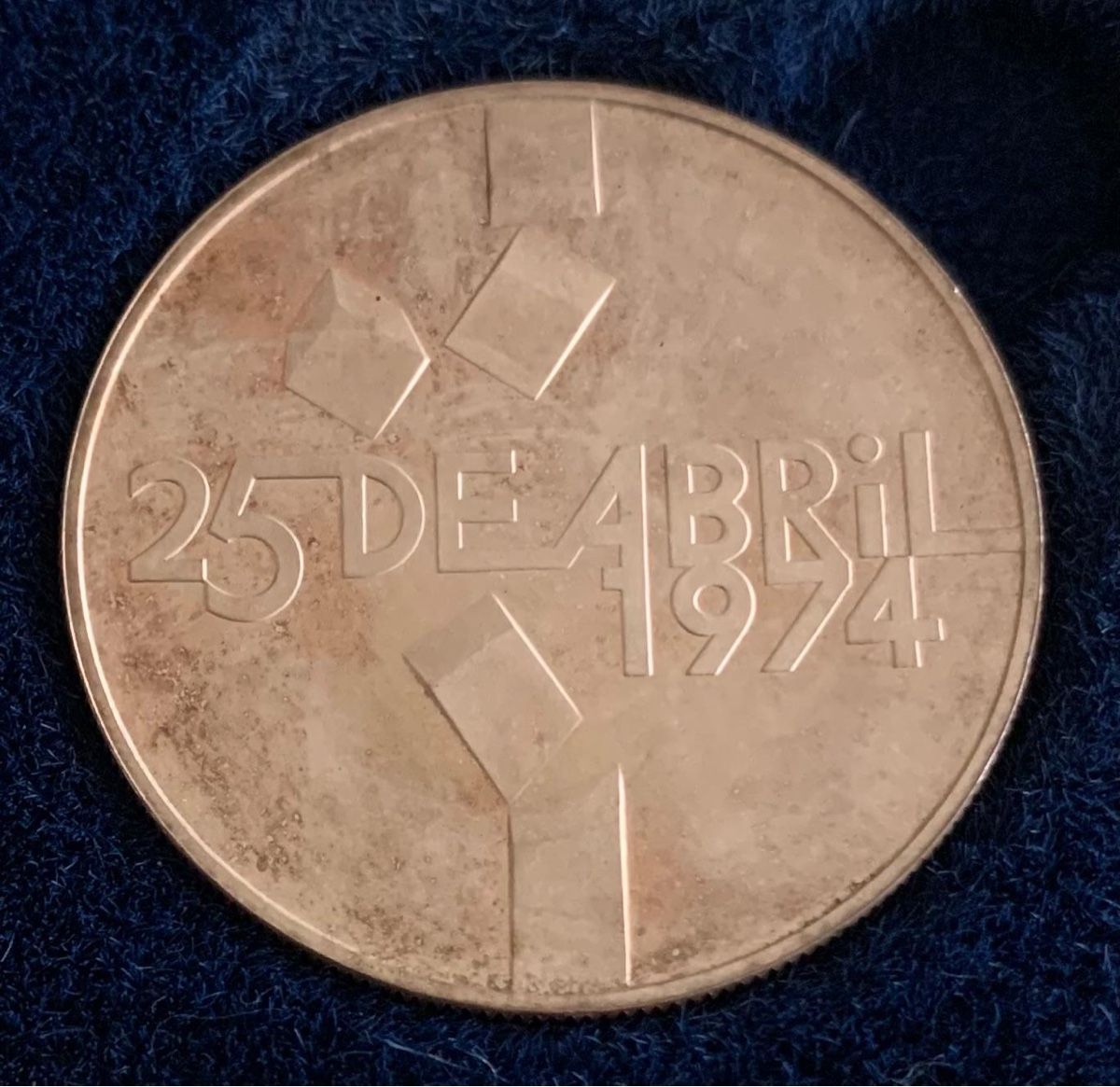Tutti le monete: PORTUGAL Set 25 de Abril SILBER – Nuovo (secondo la descrizione) da Brügg BE venduto da mcakinho 2