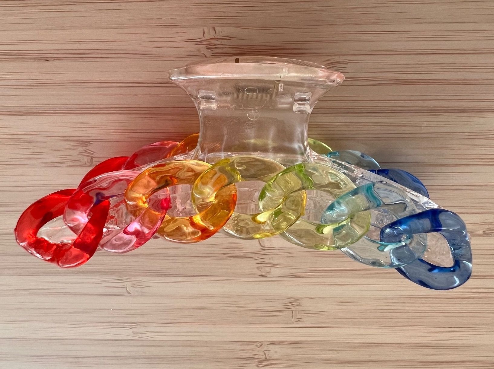 Accessori per capelli: Rainbow claw hair clip – Nuovo (secondo la descrizione) da Genève venduto da Ballpencase