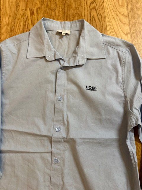 Hugo Boss Camicie, T-shirt & Polo: Hemd Boss Langarm hellblau Gr.176 wie neu – Usato da Wabern venduto da adamovski 2