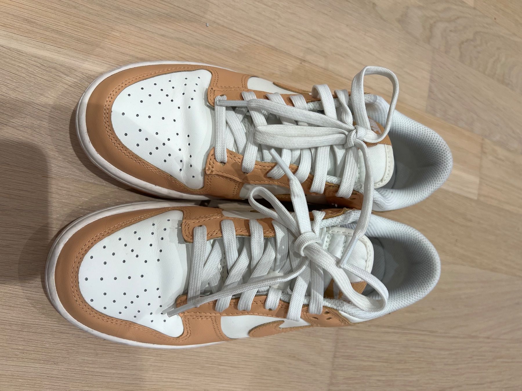 Scarpe da uomo: Nike dunk low – Usato da Heerbrugg venduto da l.j.s 1