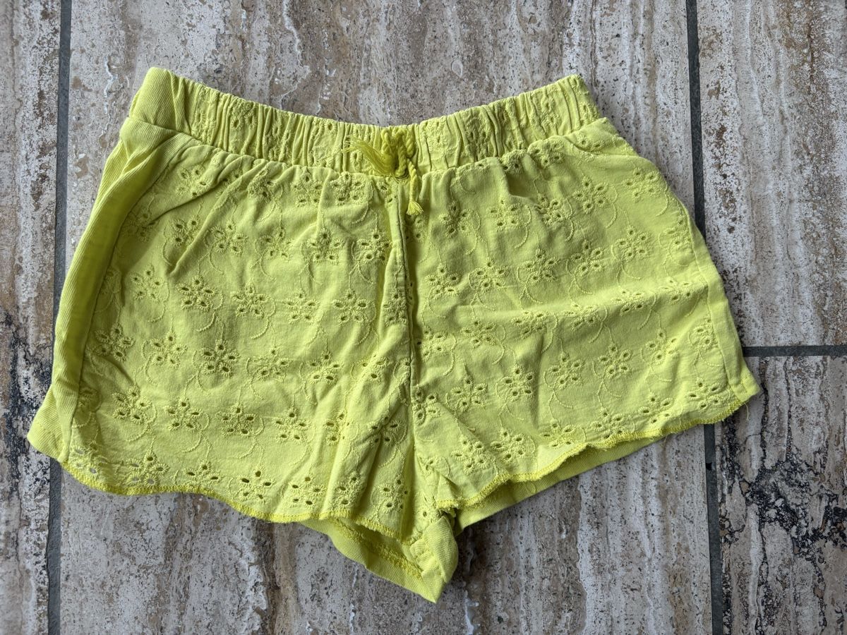 Benetton Kleiderpakete & -sets: Sommerset Zara/Benetton Gr.104 – Gebraucht aus Nürensdorf von Yellowstone09 5