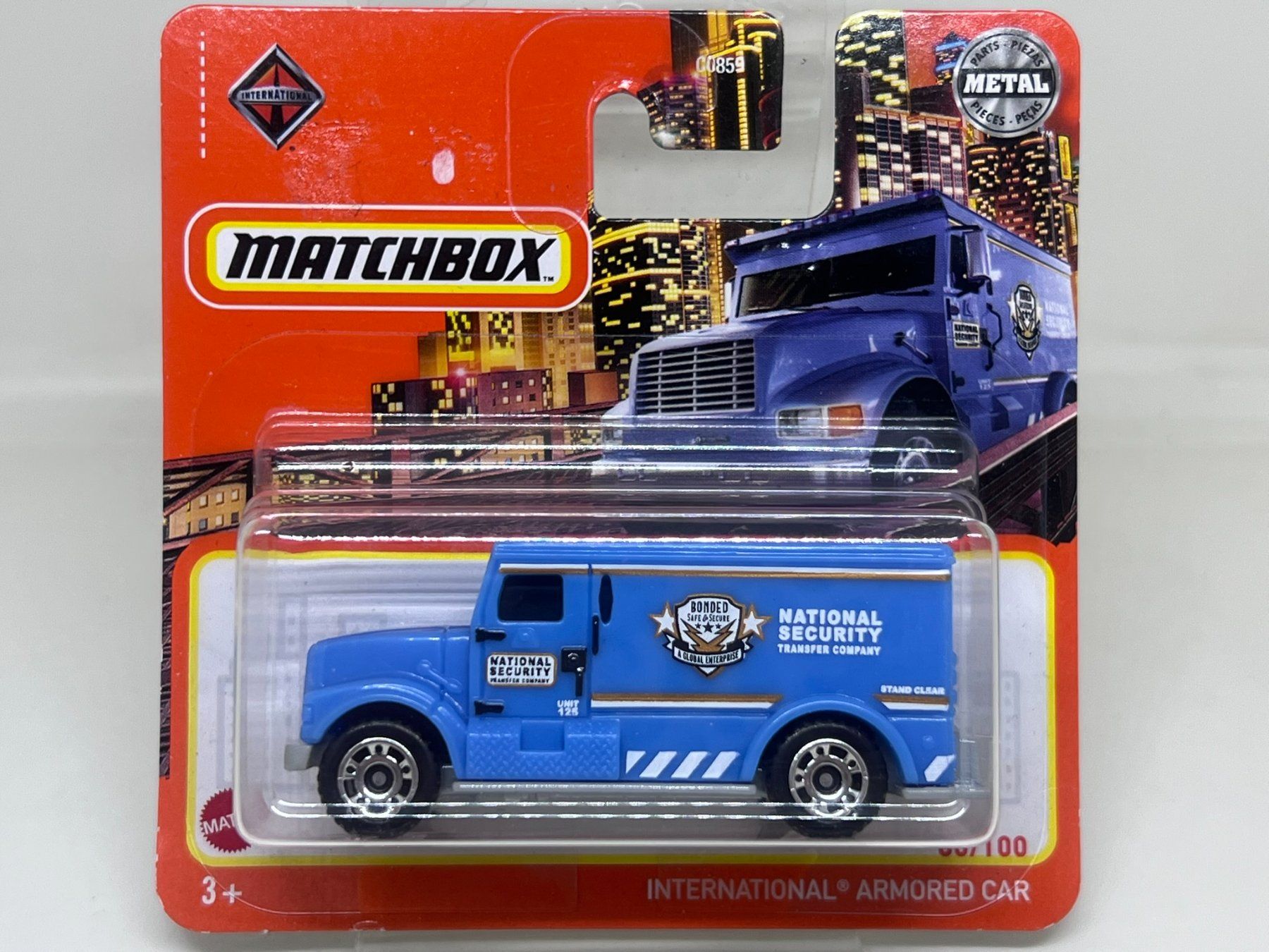 Matchbox Modellini d'auto: Matchbox International Armored Car – Nuovo e nell'imballaggio originale da Wildegg venduto da LaaBoutique