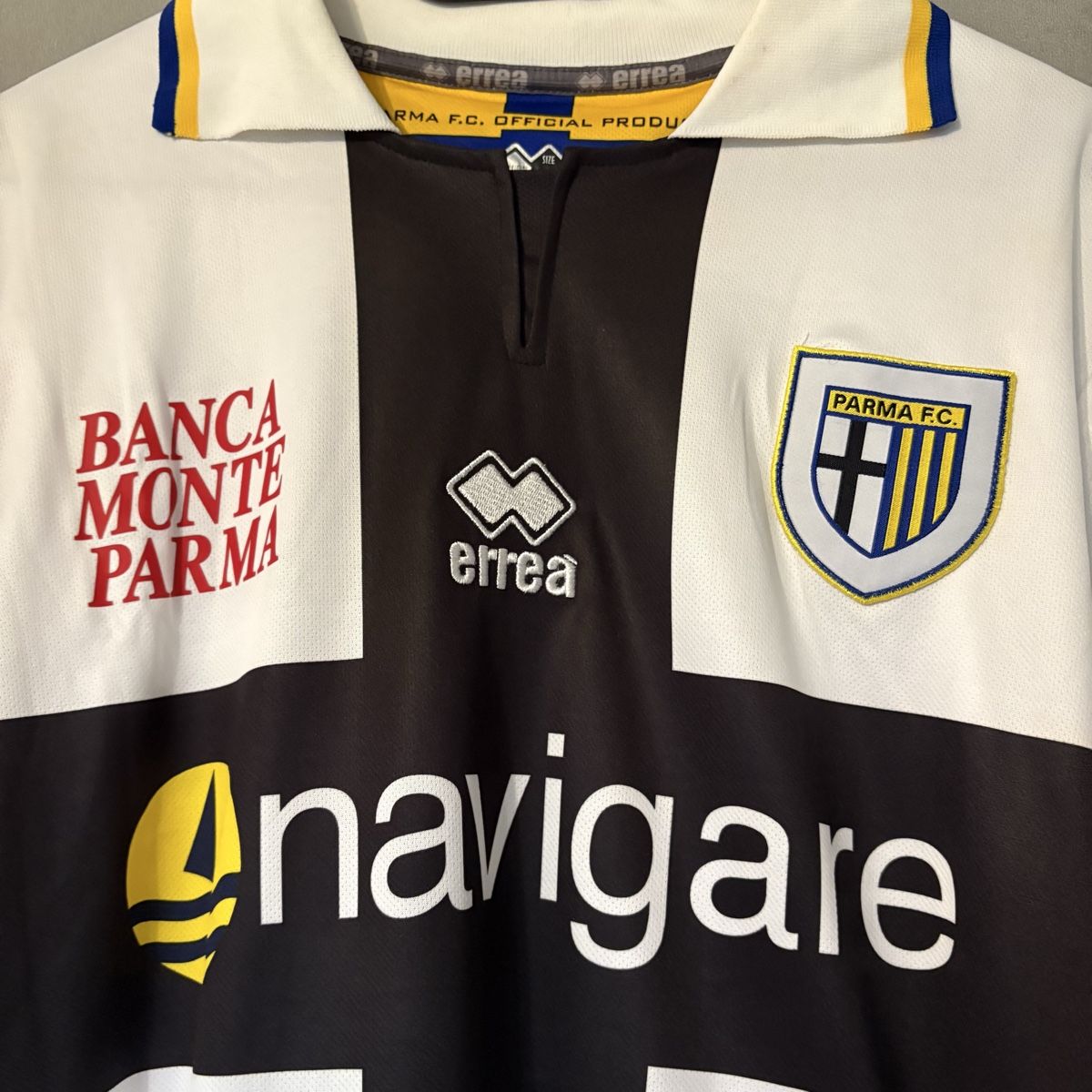 Canottiere & Pantaloni: Matchworn Parma Calcio Morrone Errea – Usato da Winterthur venduto da LaBodega 1