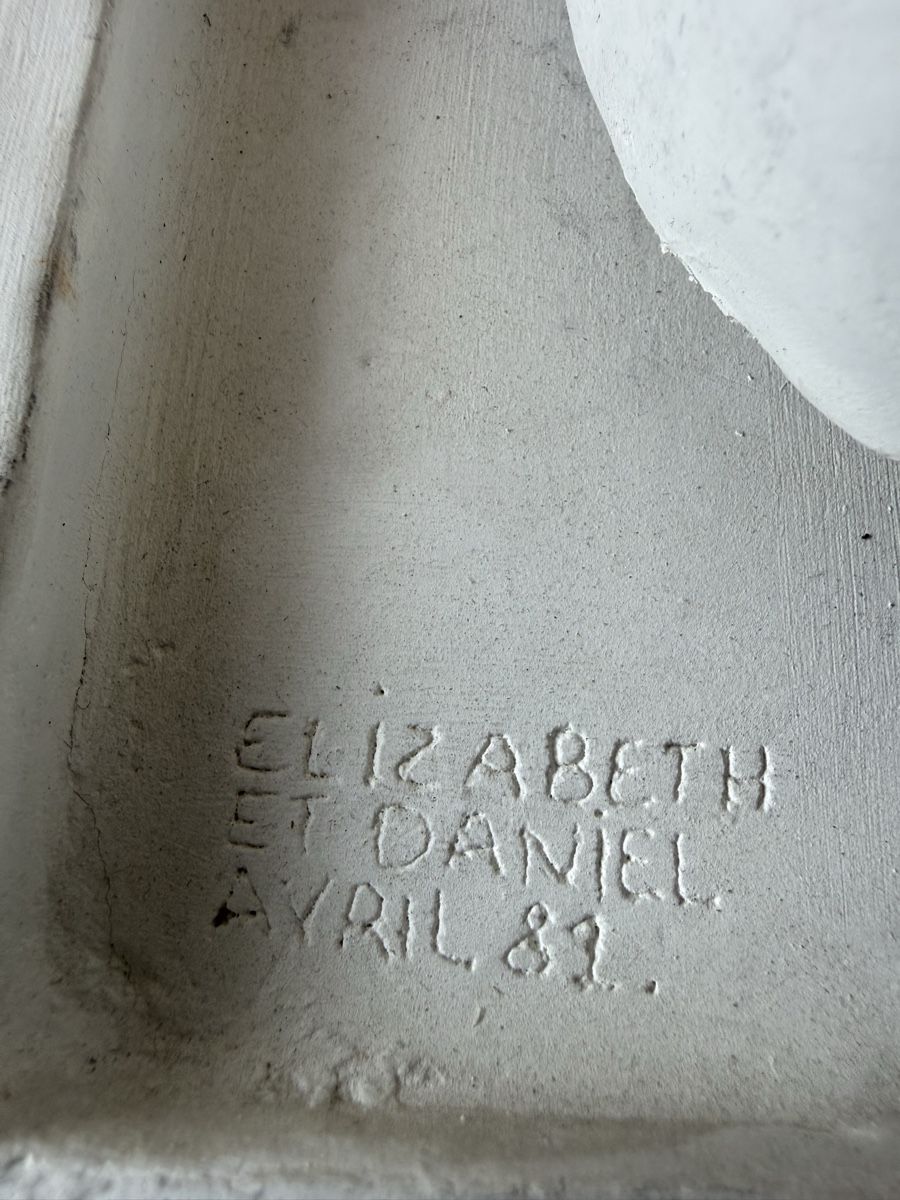 Altro in Antiquarato & Arte: Masque en plâtre Elisabeth et Daniel Avril 1981, signé – Usato da Tolochenaz venduto da adr_dj58 5