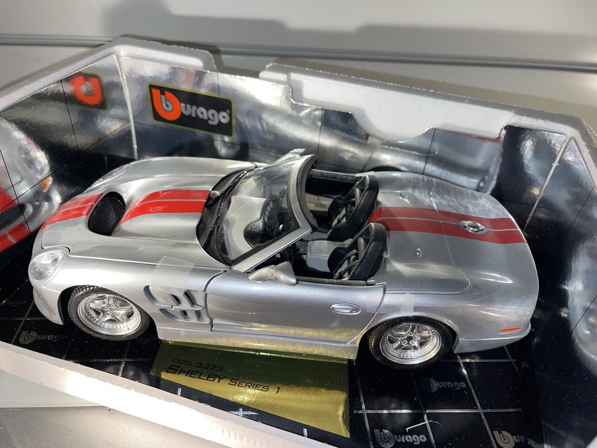 Bburago Modellini d'auto: Burago Shelby Series 1, 1:18, Modellauto – Nuovo (secondo la descrizione) da Siebnen venduto da speedy63 1