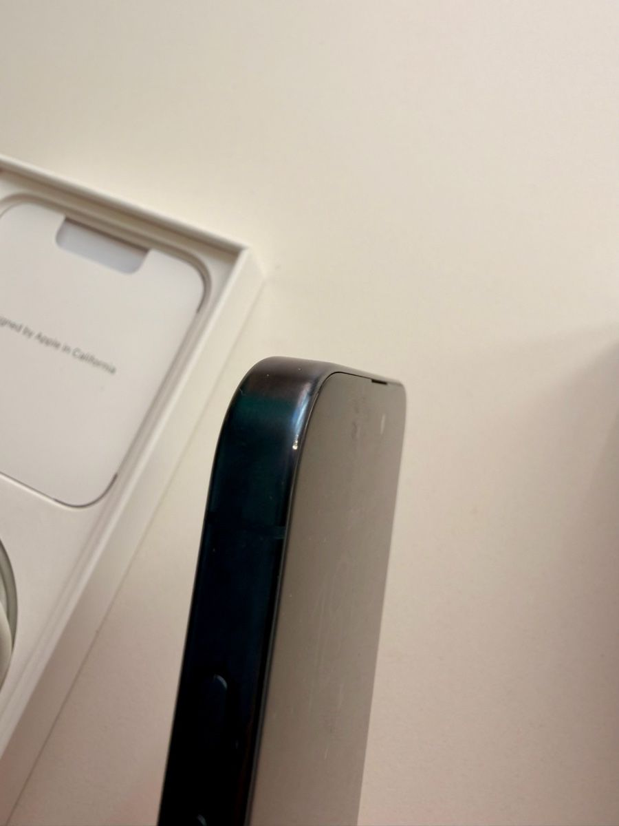 Apple Telefoni cellulari / Smartphones: Apple iPhone 15 Pro Max – Usato da Peseux venduto da Marco48 4