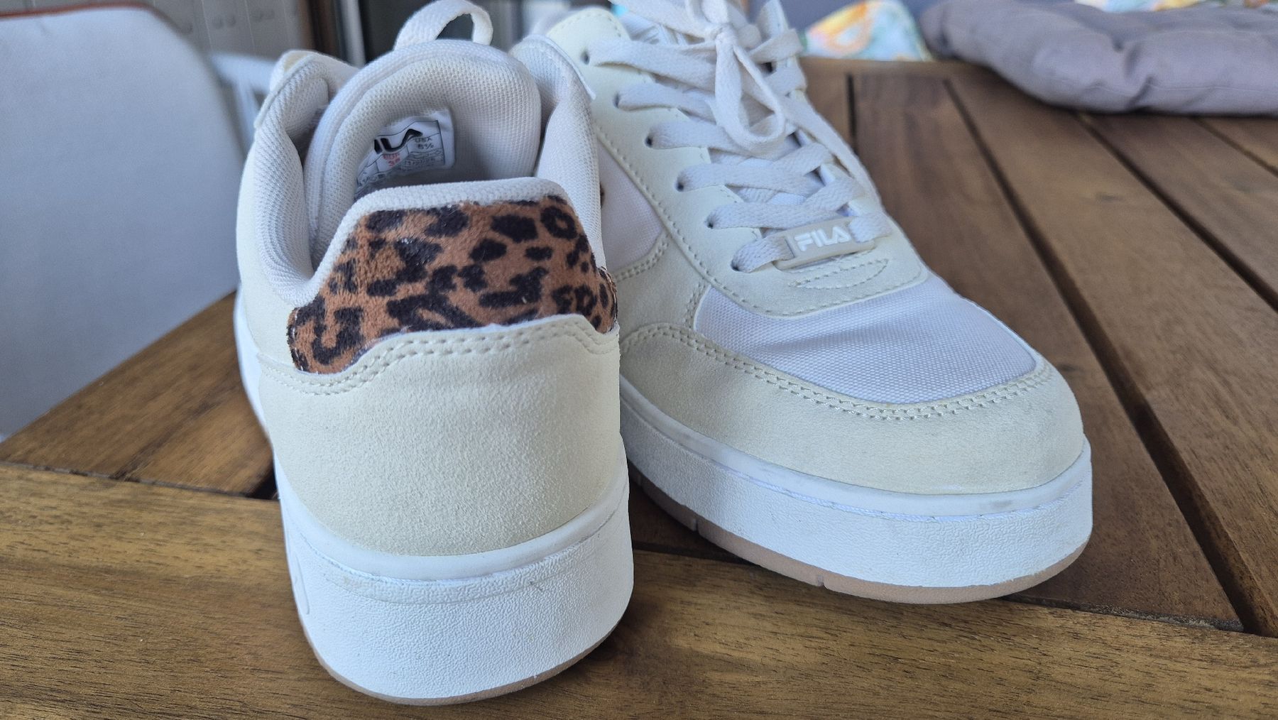 Fila Damenschuhe: Fila Sneaker beige mit Leopardenmuster  – Gebraucht aus Aarau von LtotheE 1