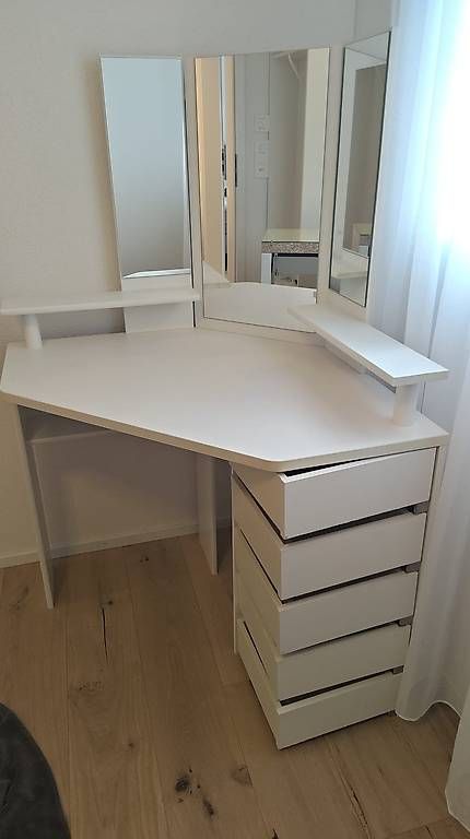 Tavoli da trucco: Schminktisch – Usato da Staffelbach venduto da Mat.98