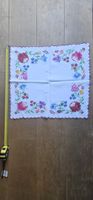 Tischdecke mit Blumenmuster handbestickt 48x51 cm neu