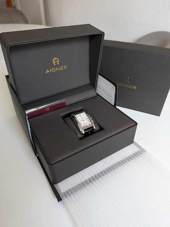 Aigner Uhren: Aigner rechteckiger Tank Chronograph – Neu (gemäss Beschreibung) aus St. Gallen von notenea 3