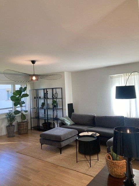 Sofacompany Divani: Ecksofa mit Ottomane anthrazit guter Zustand – Usato da Thalwil venduto da 044charlotte