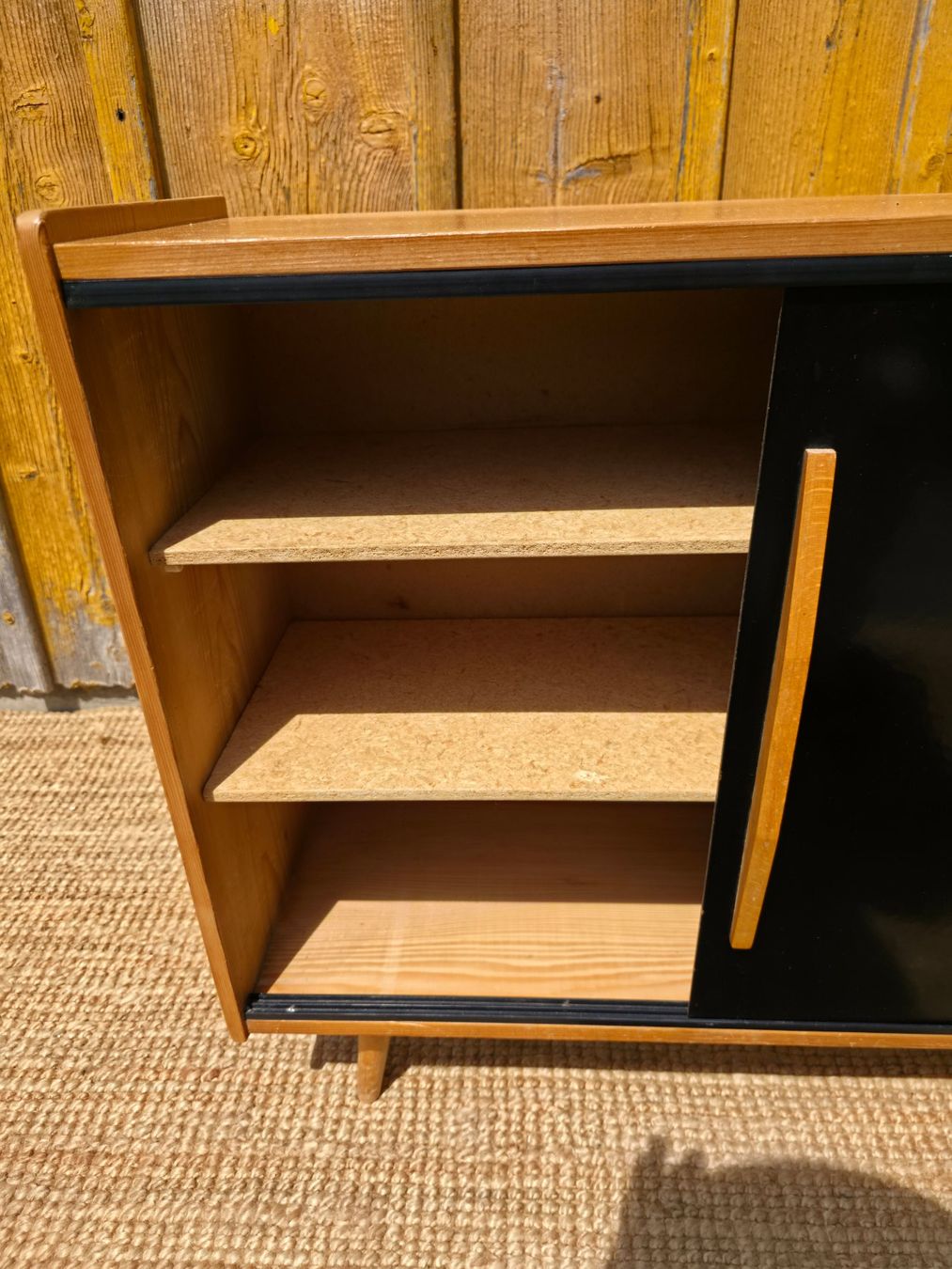 Kommoden: Schiebetüren Sideboard 50er Pago style restauriert – Gebraucht aus Haslen AI von Vintagelix 2
