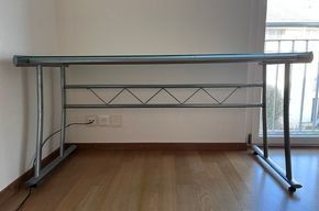 Schreibtische: Glaspult zu Verkaufen – Gebraucht aus Männedorf von Quici1 2