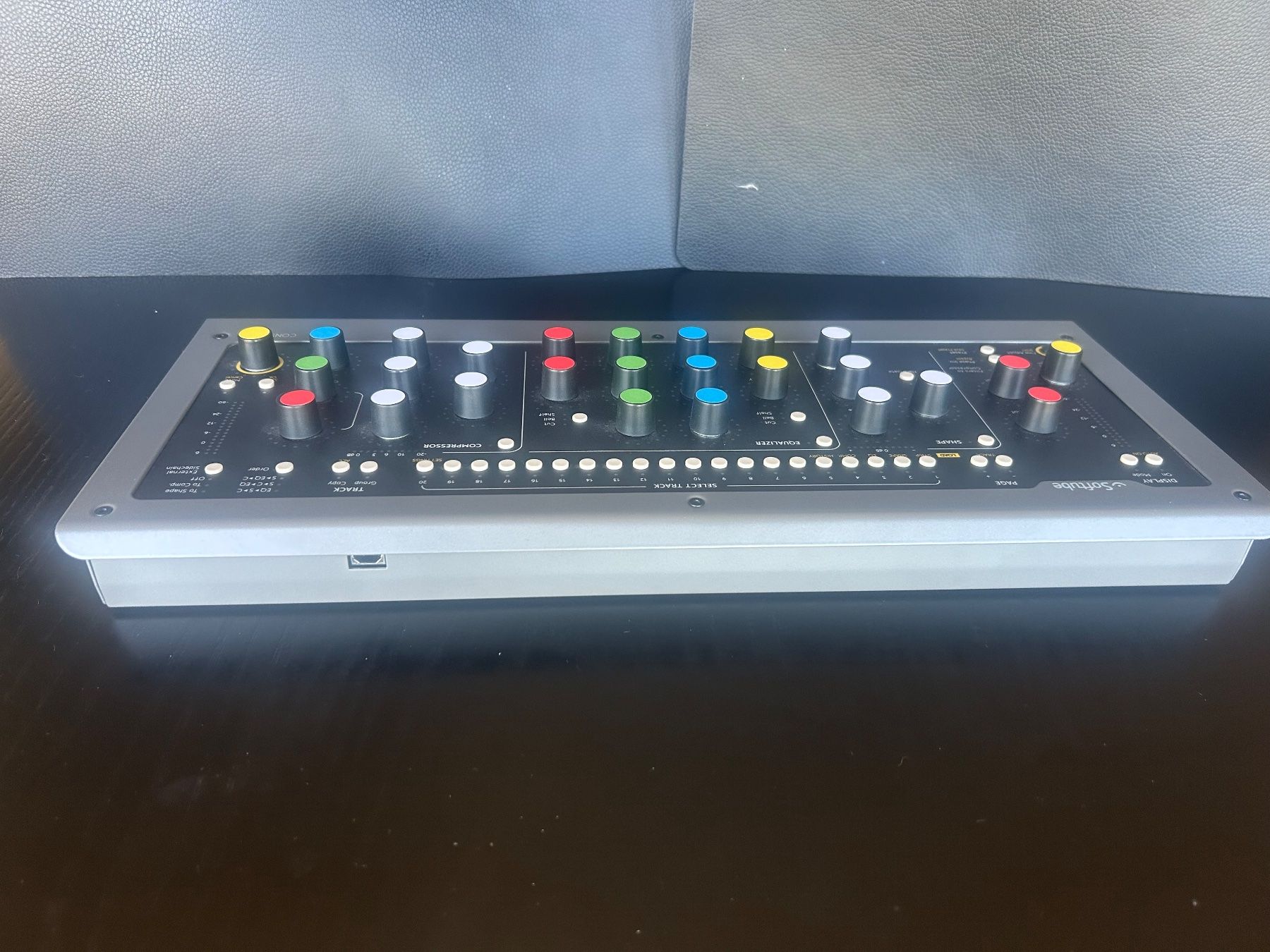 Platines de mixage: Softube Console One MkII – D'occasion à Mägenwil par fit_xt5s 2